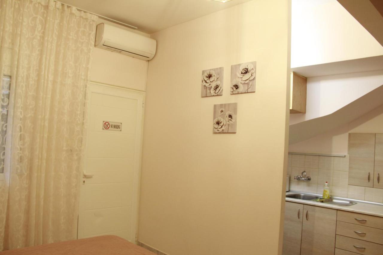Apartment Eirina アテネ エクステリア 写真
