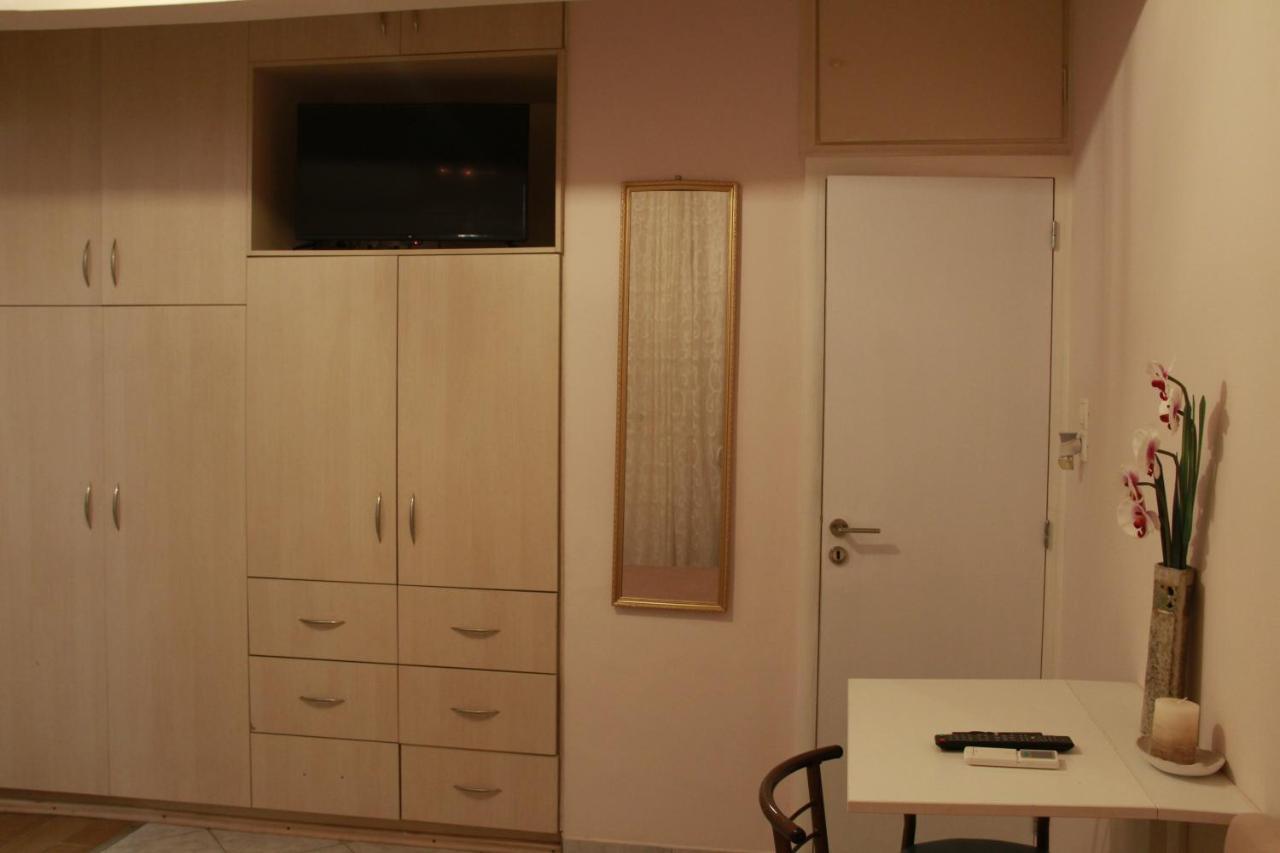 Apartment Eirina アテネ エクステリア 写真